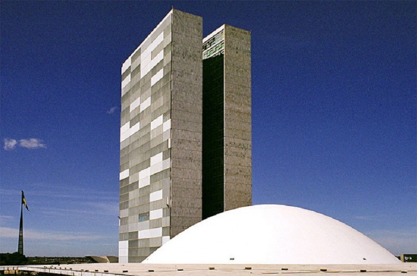COMISSÃO APROVA FIM DO PAGAMENTO DE FGTS EM DEMISSÃO SEM JUSTA CAUSA.